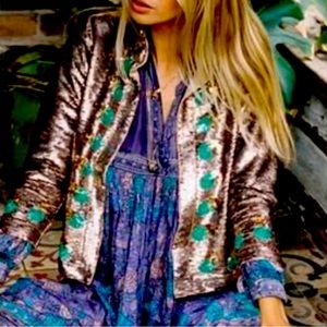 Gorgeous sequin jacket by chasing unicorns. Size medium.